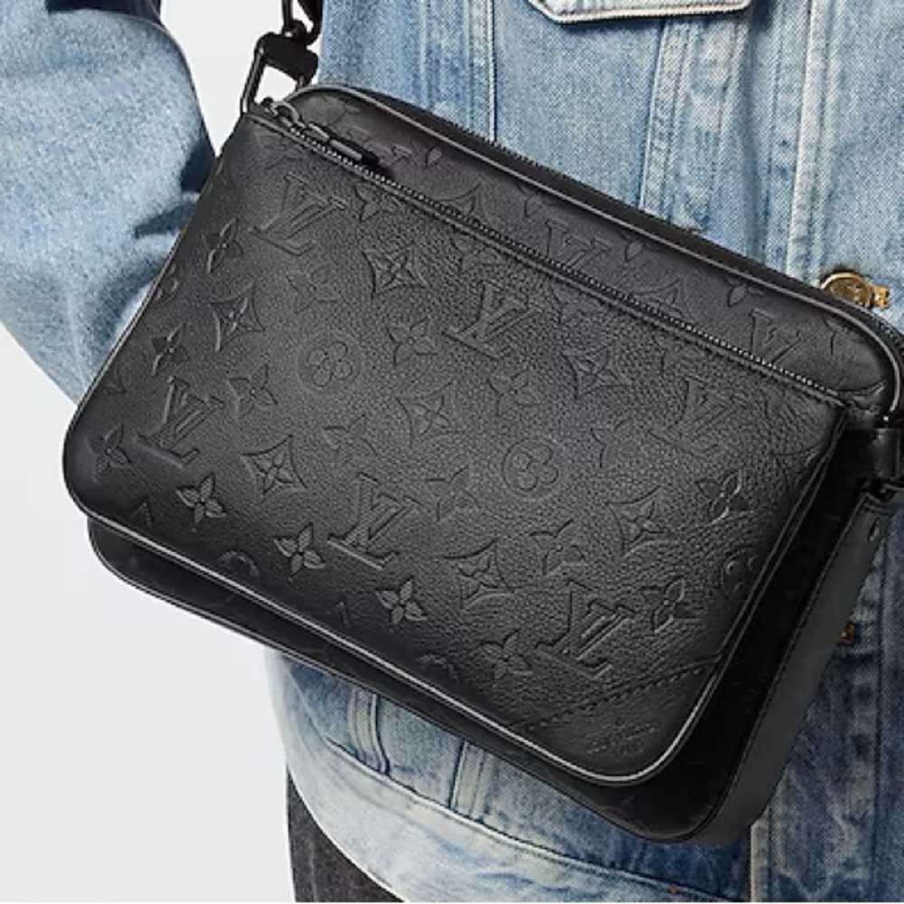 New Louis Vuitton Black embossed Monogram Shadow Calf leather pouch - Picture 11 of 16
